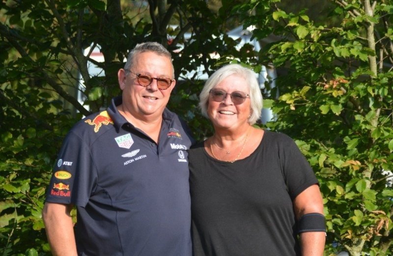 ‘Als ik naar mijn werk ga, krijgt Fred een lijstje met huishoudelijke taken’